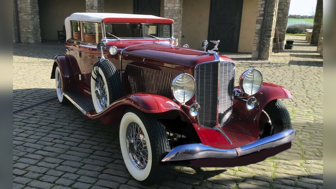 Click to Enlarge-Esc to Close myimgs/ArtDecoCars1910-36/1933 Auburn V12 160hp Salon Phaeton.jpg